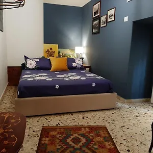 Casa Famoso Katania
